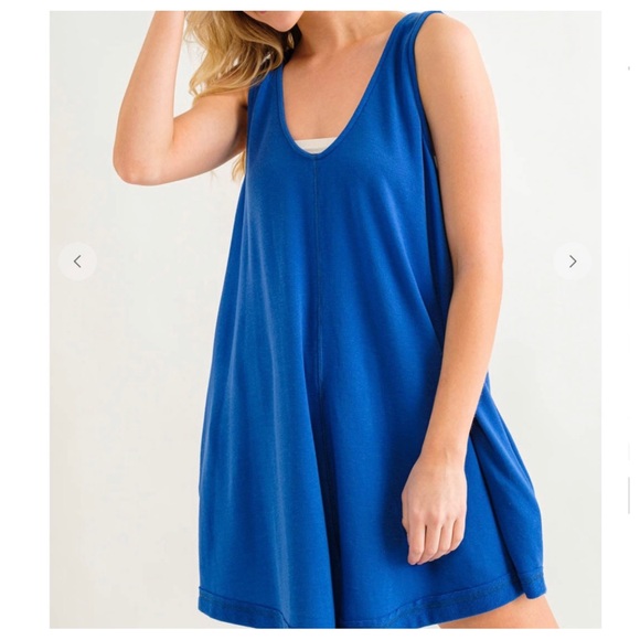 02 Boho V-Neck Sleeveless Romper with Roll-Up Hem - Picture 3 of 3